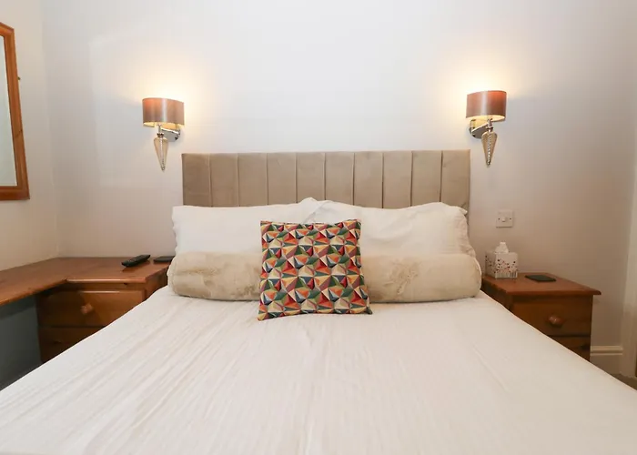 Holiday home Norwood House