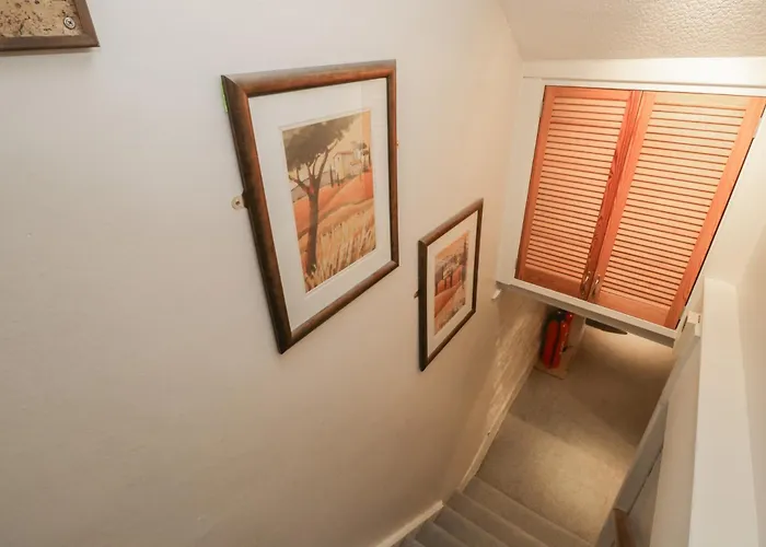 Holiday home Norwood House