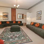 Norwood House آمبيلسايد