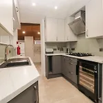 Norwood House بيت للعطل آمبيلسايد