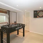 Norwood House آمبيلسايد