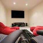 Norwood House بيت للعطل